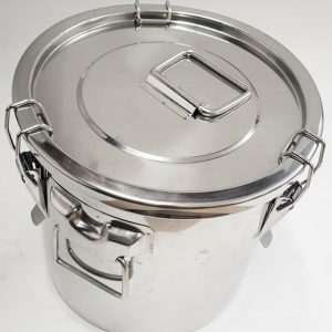 Olla de acero inoxidable con tapa 30x30